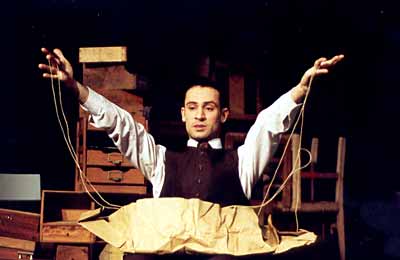 Read more about the article DOIS HOMENS de José Maria Vieira Mendes (a partir de Kafka)