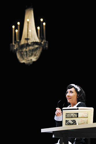 Read more about the article FALA DA CRIADA DOS NOAILLES QUE NO FIM DE CONTAS VAMOS DESCOBRIR CHAMAR-SE TAMBÉM SÉVERINE NUMA NOITE DO INVERNO DE 1975, EM HYÈRES de Jorge Silva Melo