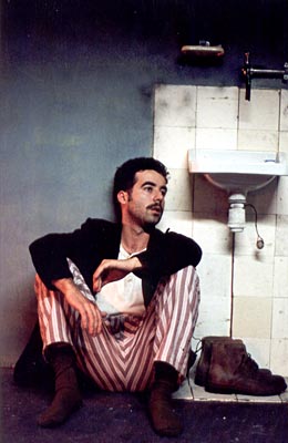 Read more about the article HOMEM MAU de Rui Guilherme Lopes