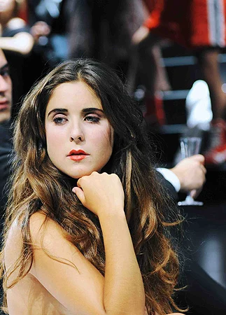 Read more about the article INÊS CUNHA