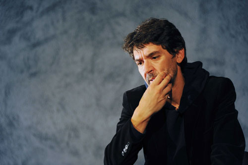 Read more about the article UM PRECIPÍCIO NO MAR de Simon Stephens