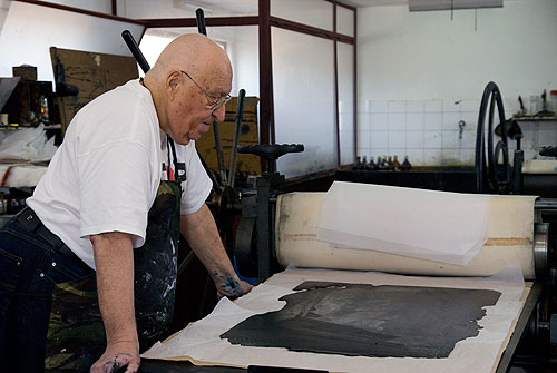 Read more about the article BARTOLOMEU CID DOS SANTOS / POR TERRAS DEVASTADAS de Jorge Silva Melo