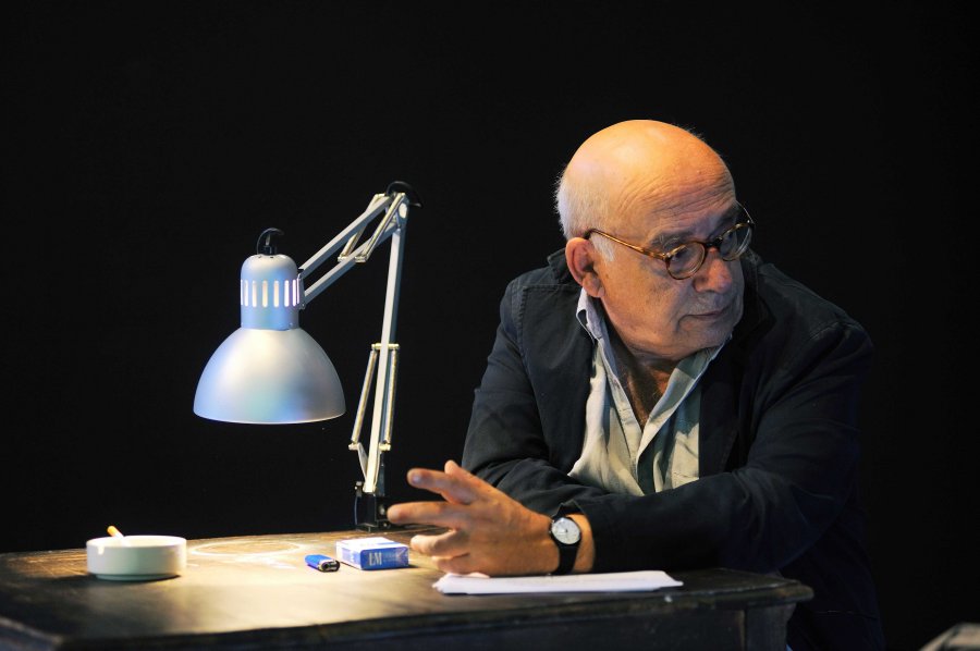 Read more about the article ÁJAX POR EXEMPLO e outros textos de Heiner Müller