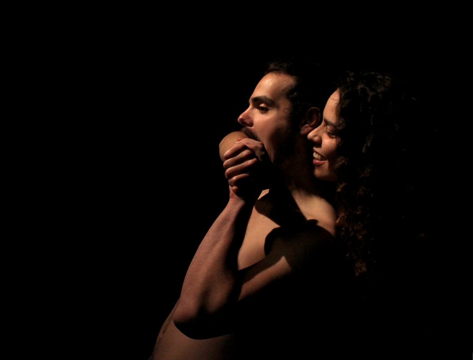 Read more about the article RAPE – ESTUDO DE UM INGÉNUO AMOR  De Andre Neely