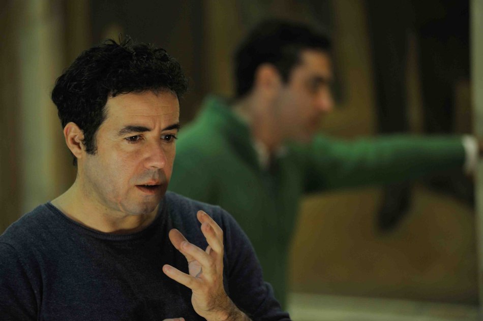 Read more about the article NESTA HORA PRIMEIRA nos 40 anos da Constituição da República