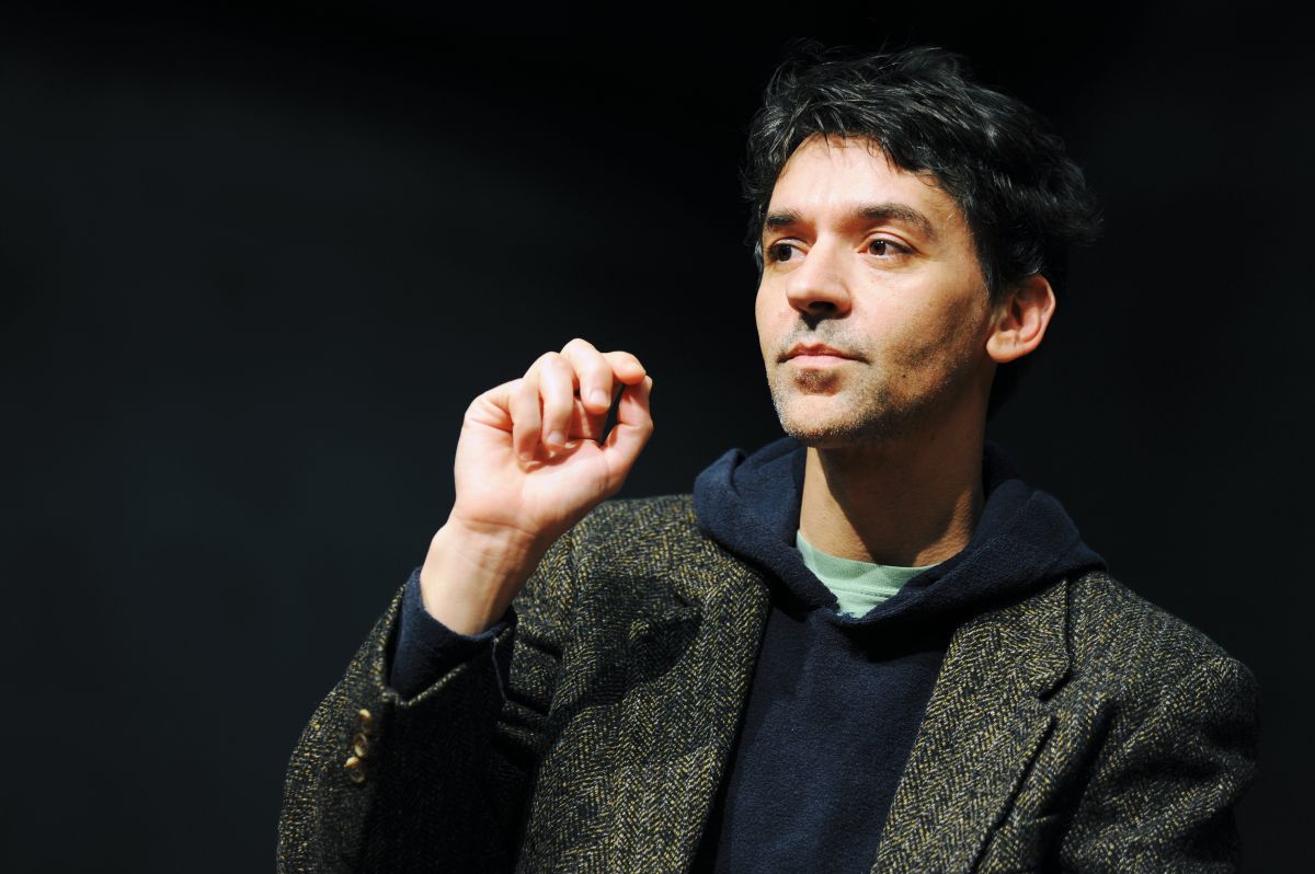 Read more about the article AQUI ESTÁ ELA de Nathalie Sarraute