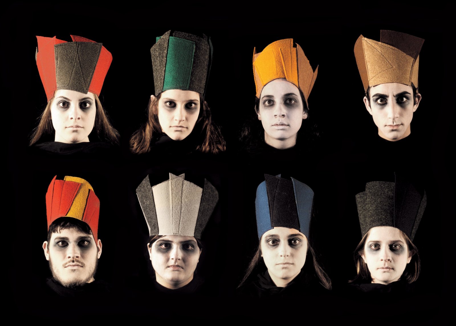 Read more about the article OS MORTOS NÃO BEBEM CHÁ de Daniil Harms