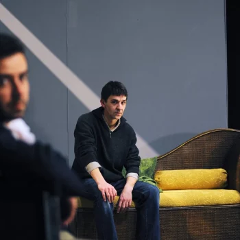 Read more about the article POR TUDO E POR NADA de Nathalie Sarraute