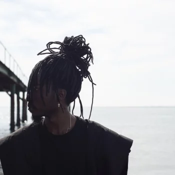 Read more about the article VENTOS DO APOCALIPSE de Noé João a partir da obra homónima de Paulina Chiziane