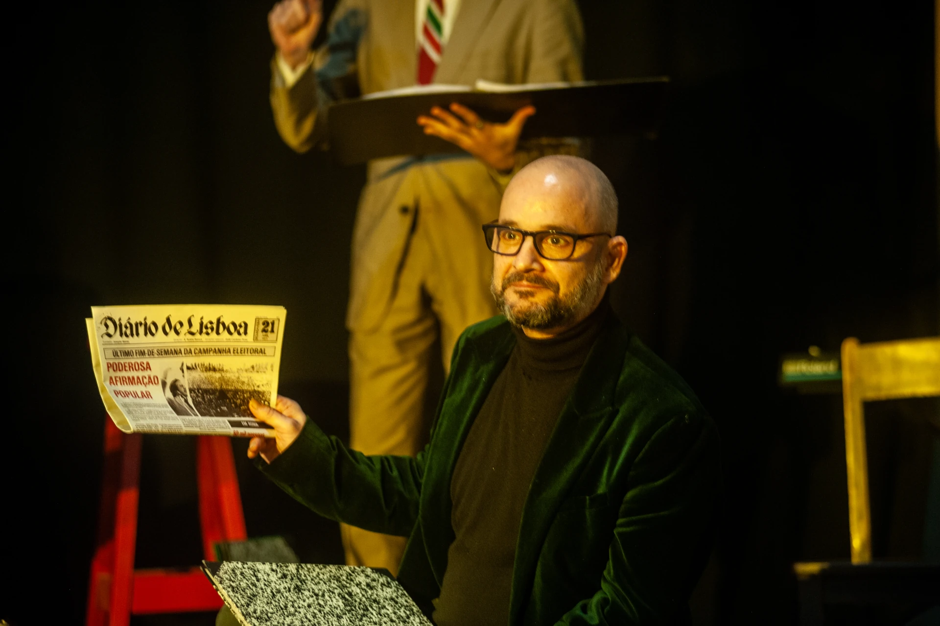 Read more about the article NESTA HORA PRIMEIRA: DE NOVO de Jacinto Lucas Pires